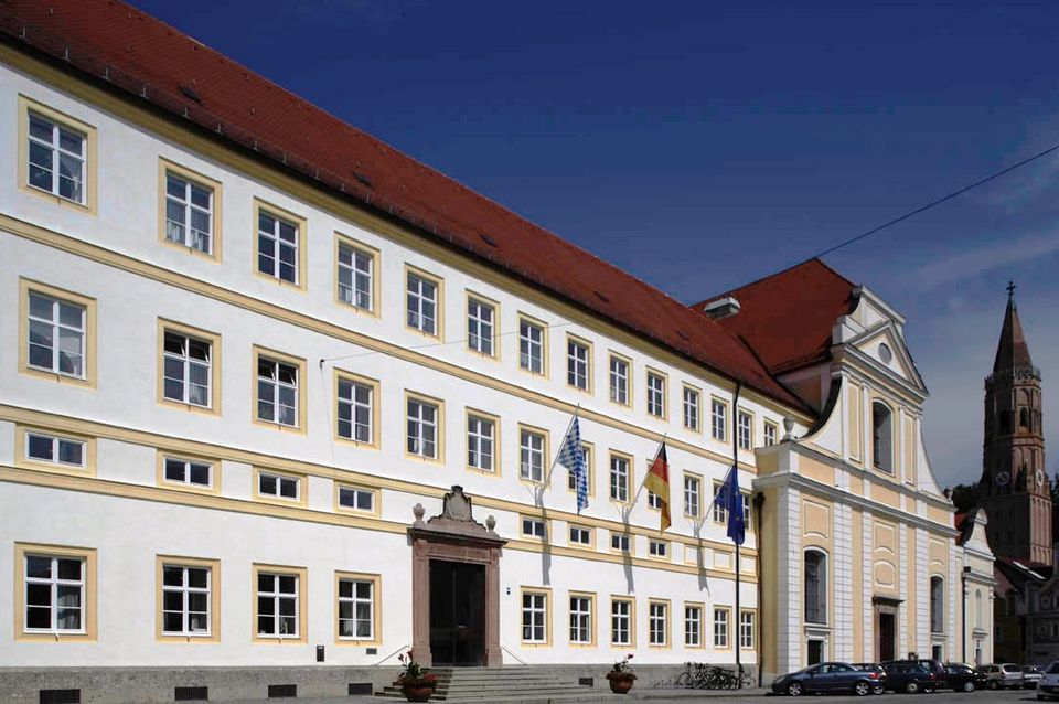 Dienstgebäude der Regierung von Niederbayern in Landshut